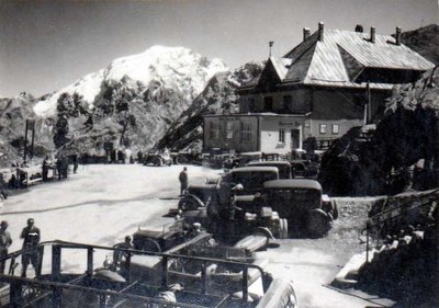 AlbergoPassodelloStelvio.jpg