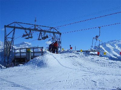 Bergstation Triel.jpg