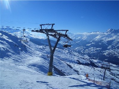 Mundaun Bergstation.jpg