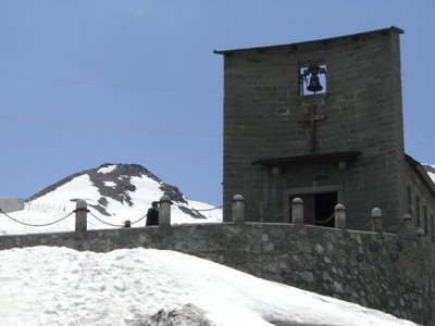 Kirche Stelvio.jpg